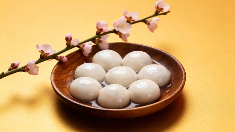 元宵花枝映春光图片