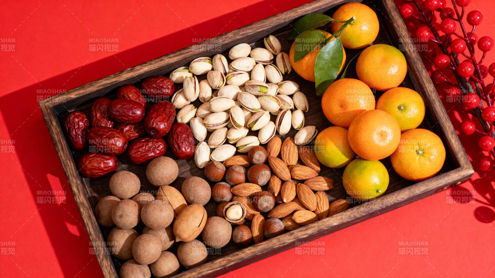 坚果水果拼盘图片