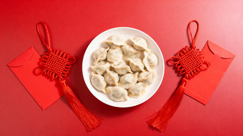 春节饺子与红包图片