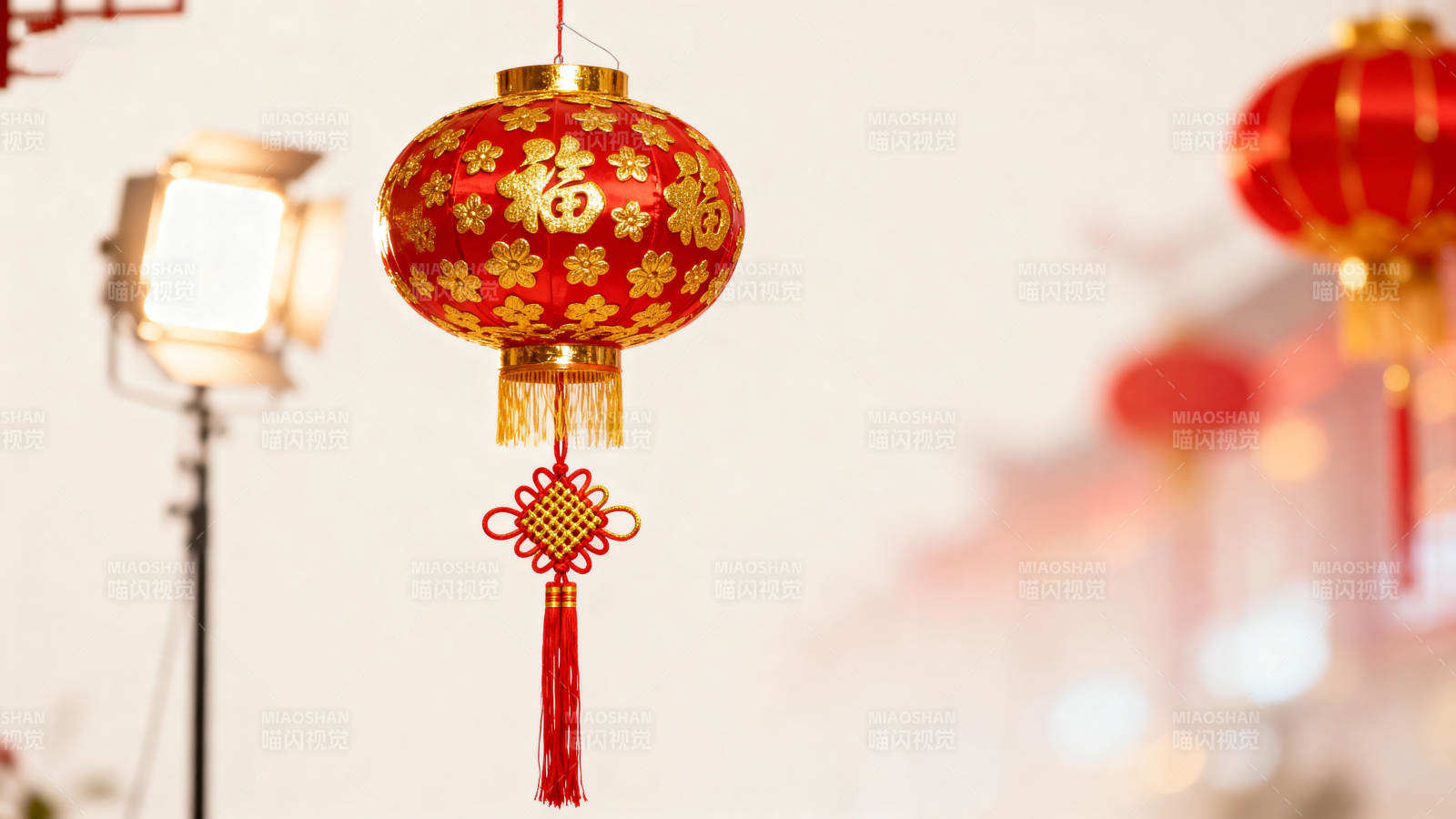 红灯笼迎新春图片