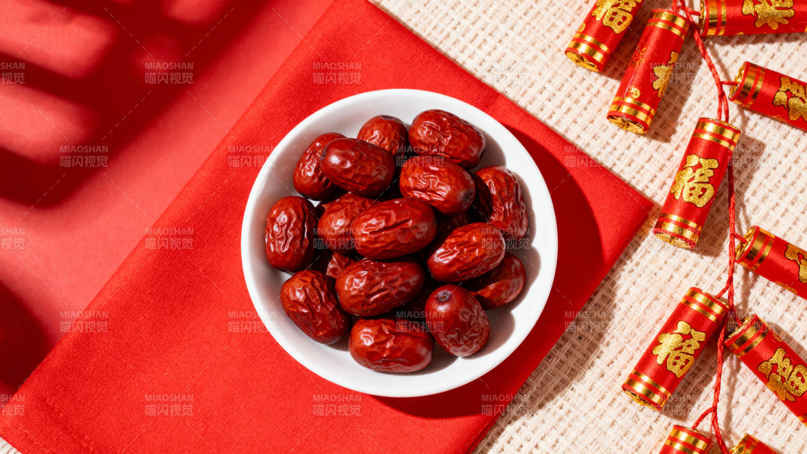 红枣喜庆迎新春图片