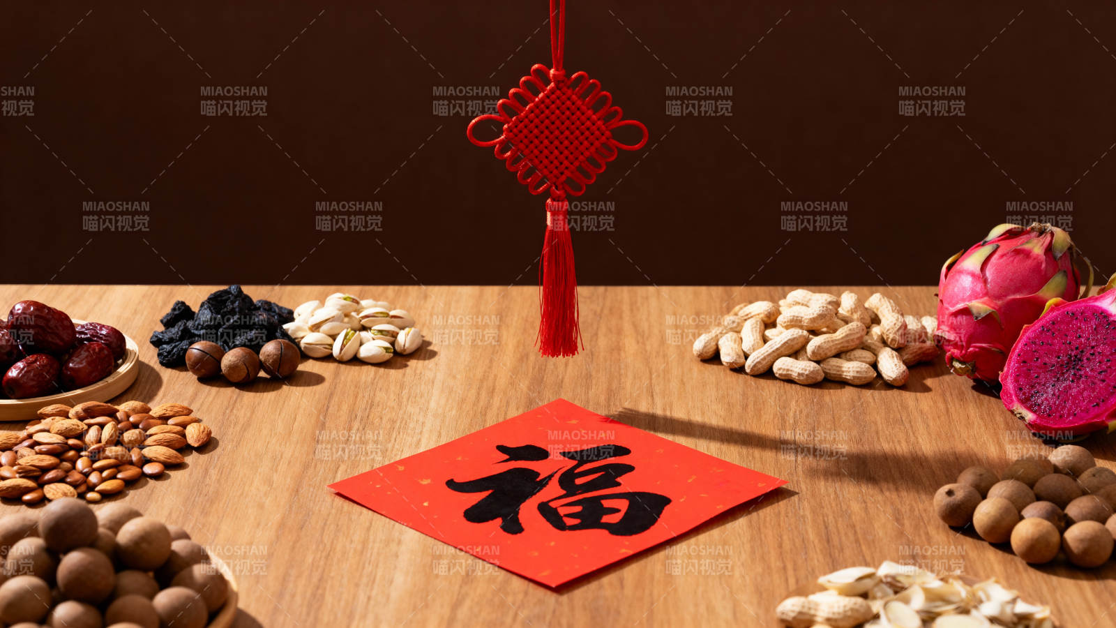 春节福字与年货图片