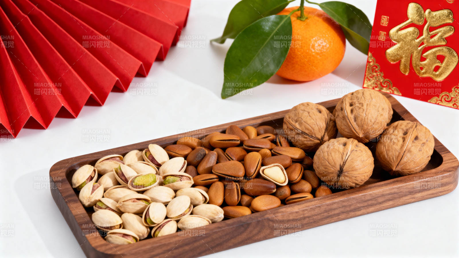 年味坚果礼盒图片