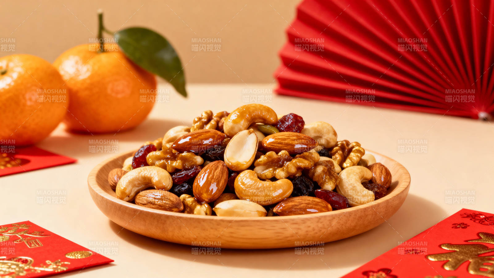坚果盛宴迎新春图片