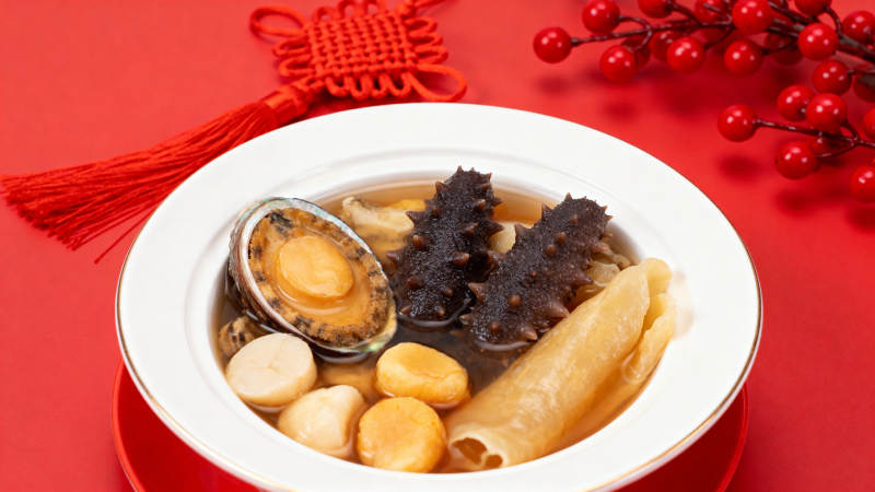 海参鲍鱼炖汤图片