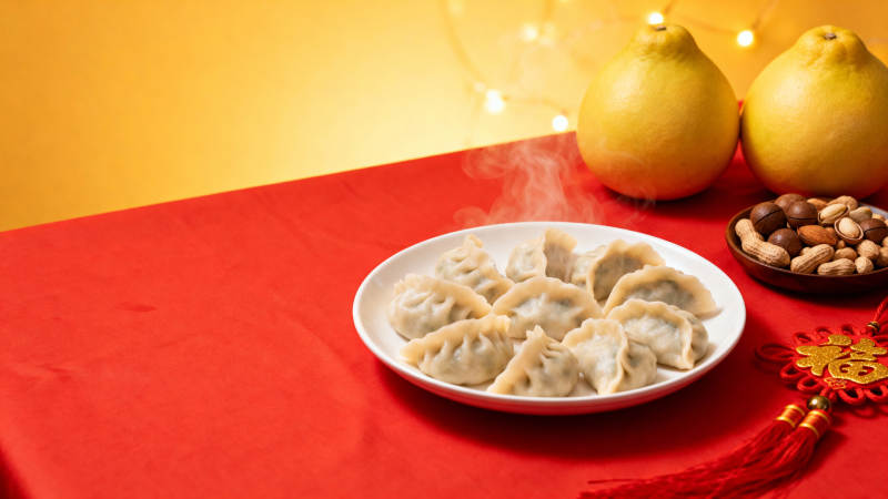 热腾腾的饺子宴图片