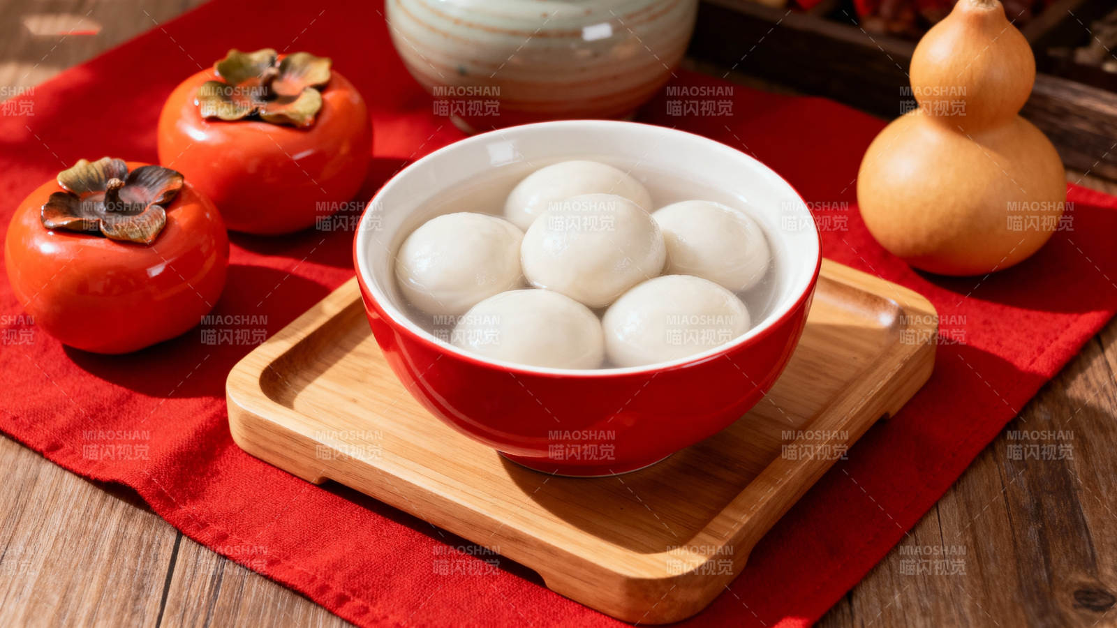 冬至汤圆与柿子图片