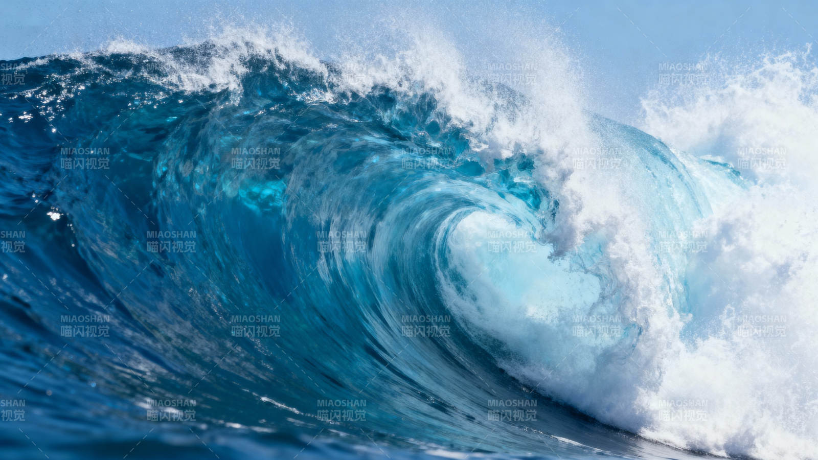 巨浪翻涌图片