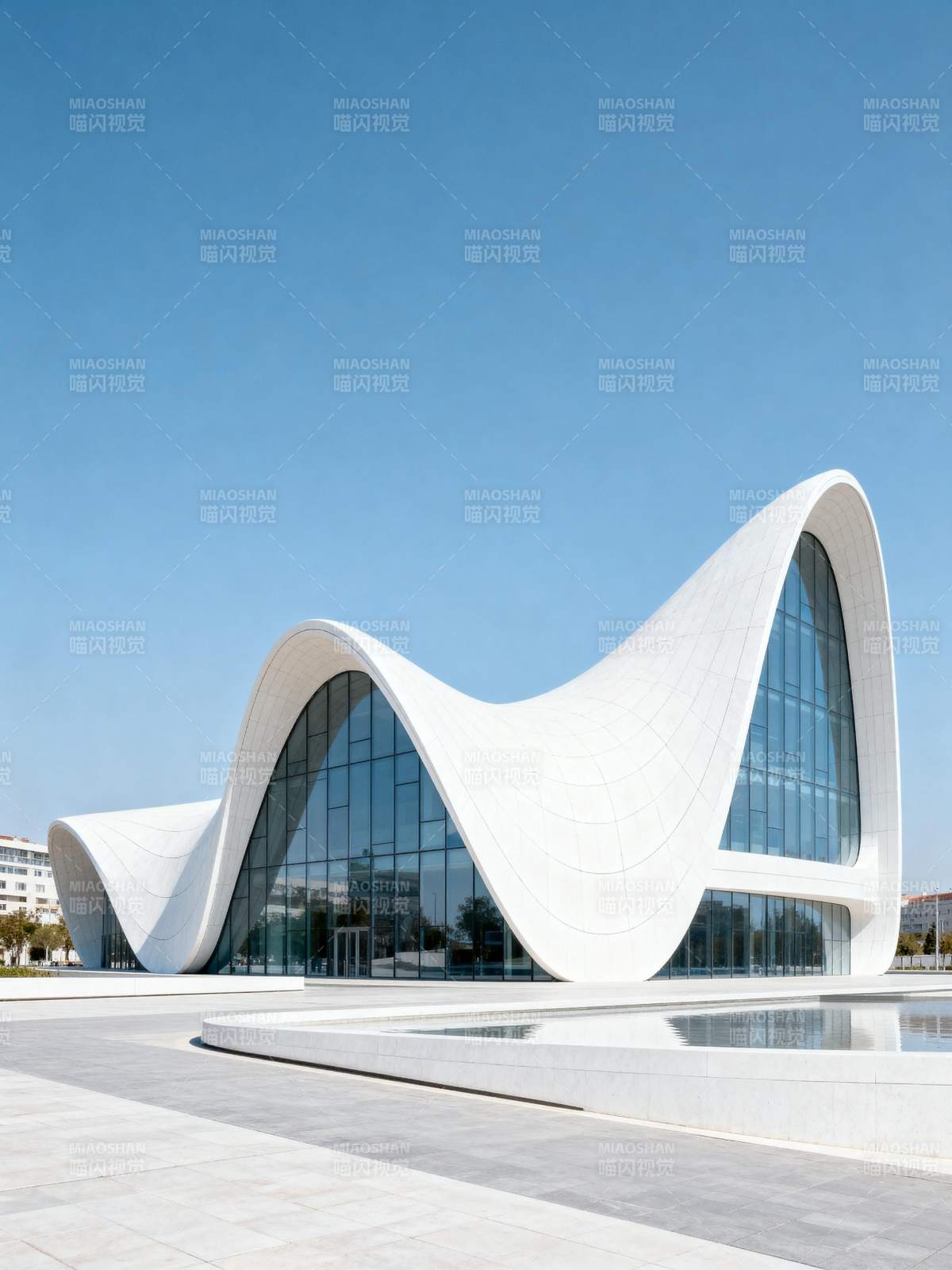 流线型现代建筑图片