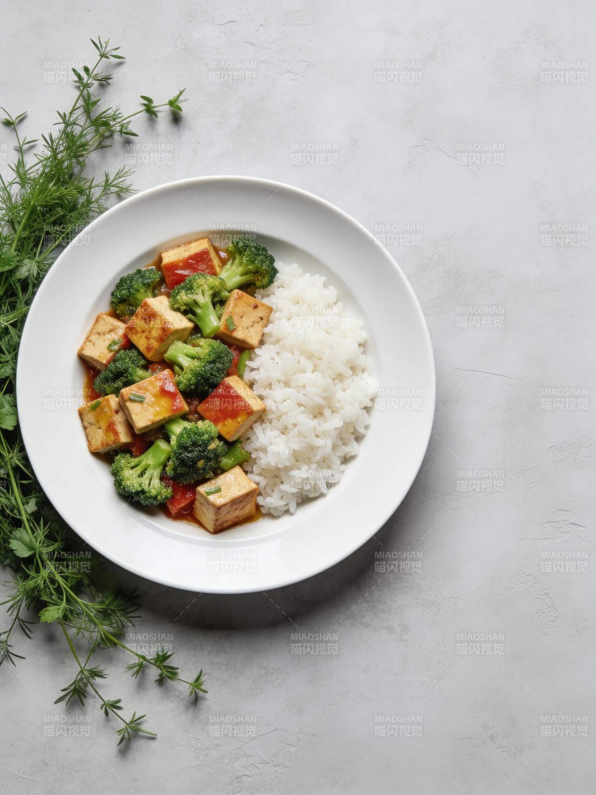 豆腐西兰花盖饭图片