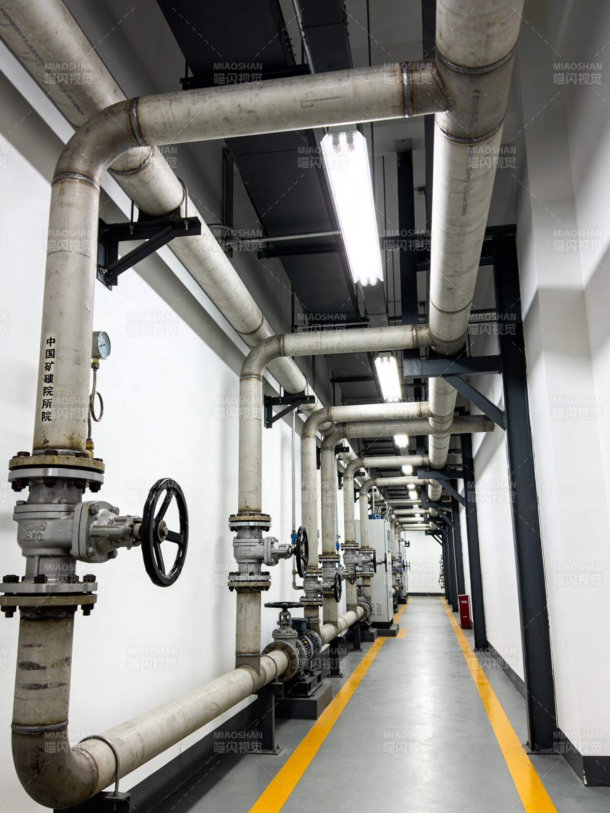 管道走廊图片