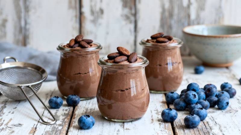 巧克力慕斯配蓝莓图片