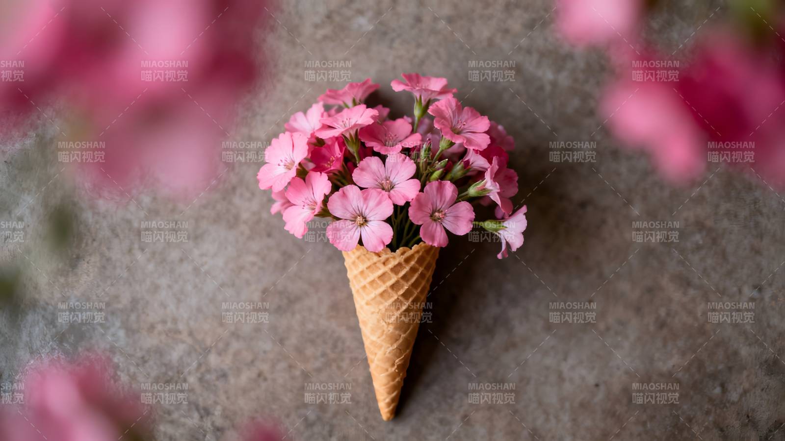 花束冰激凌锥图片