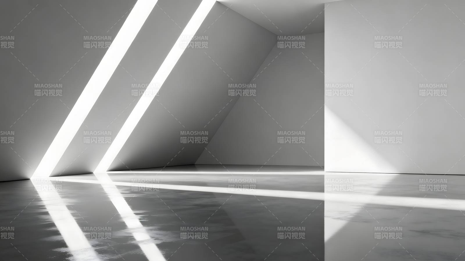 光影交错的空旷空间图片