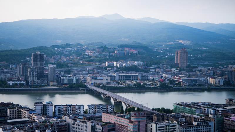 山水城市风光图片