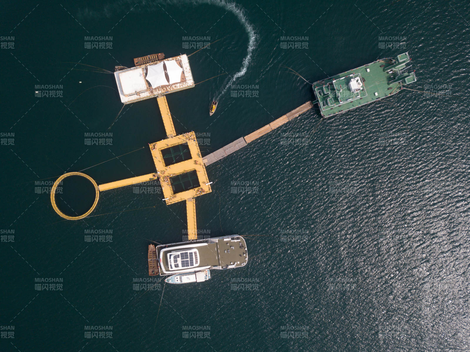 海洋牧场航拍图片