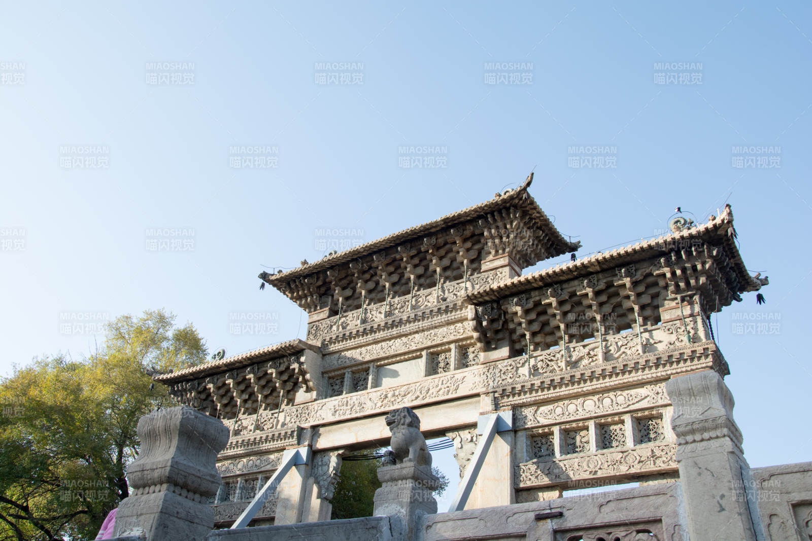 沈阳清昭陵古建筑牌坊图片