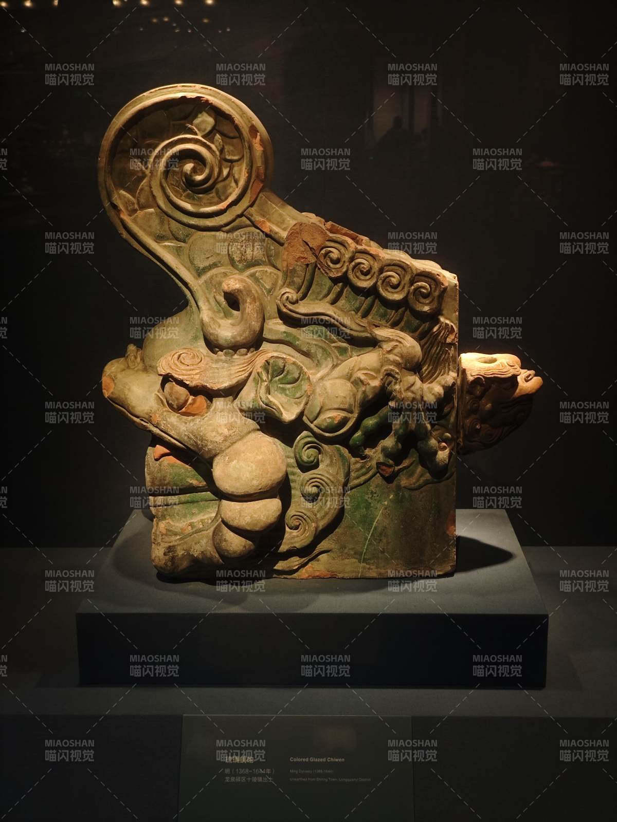 古兽瓦当雕塑图片