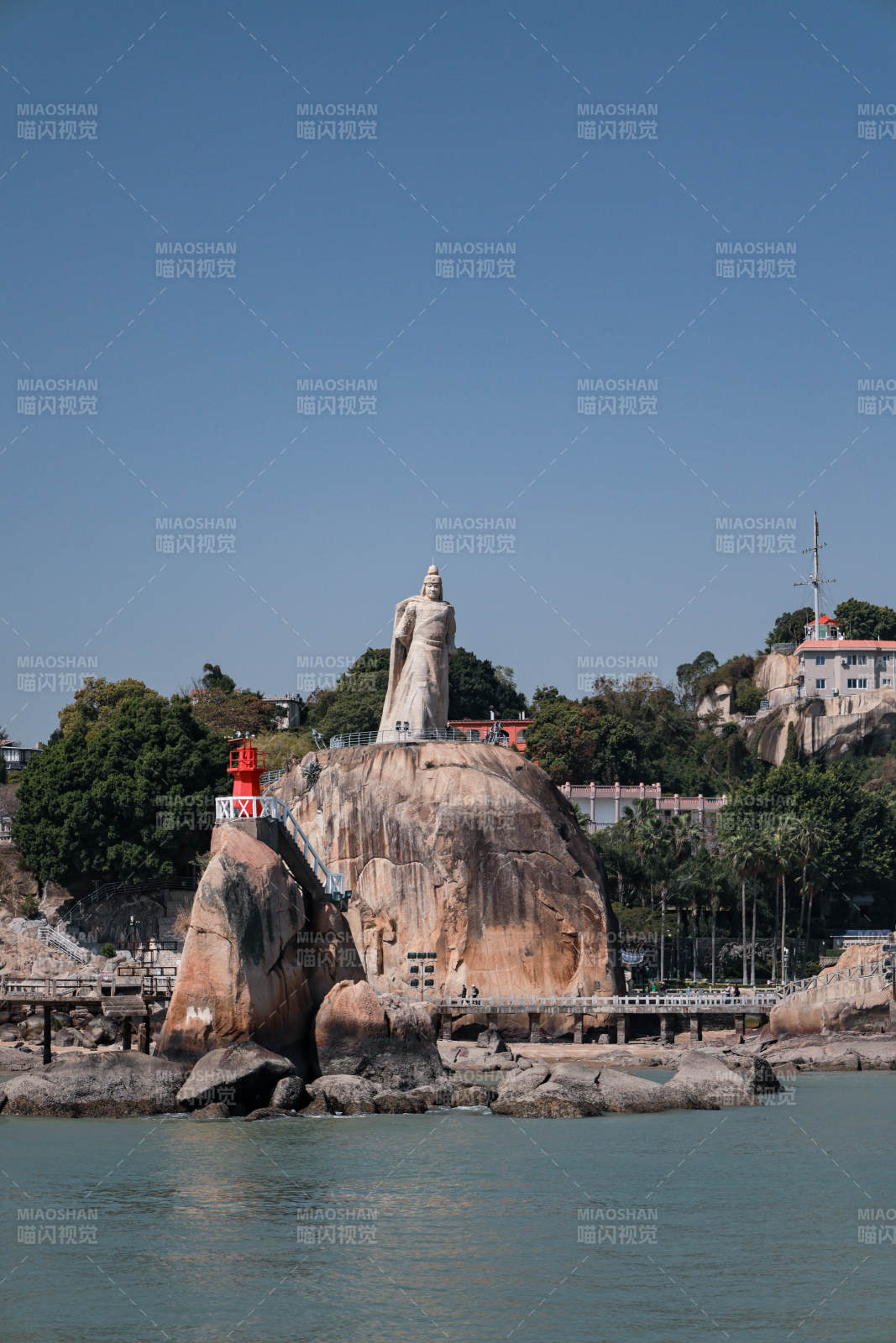 海天一色 女神屹立图片