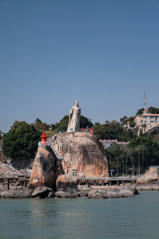 海天一色 女神屹立图片