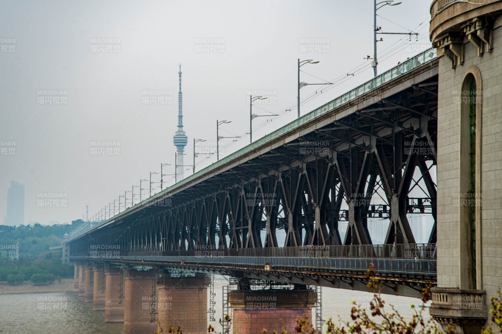 长江大桥晨景图片