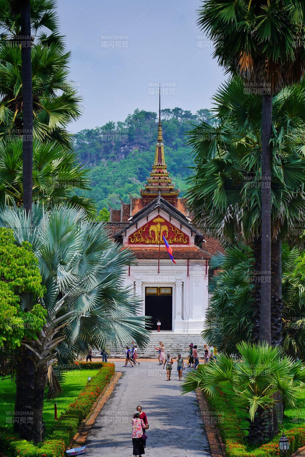 热带寺庙风光图片