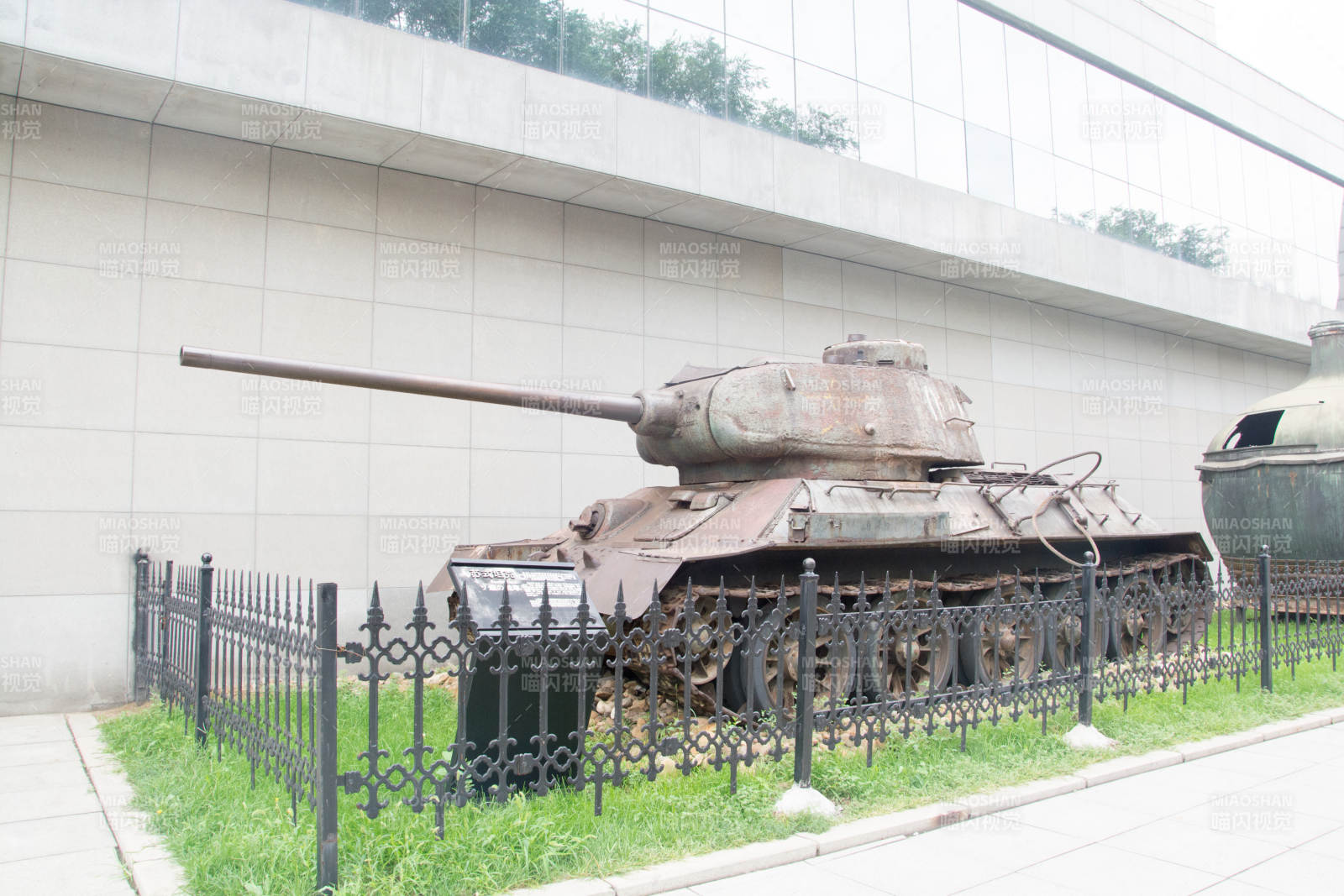 坦克陈列于九一八历史博物馆外图片