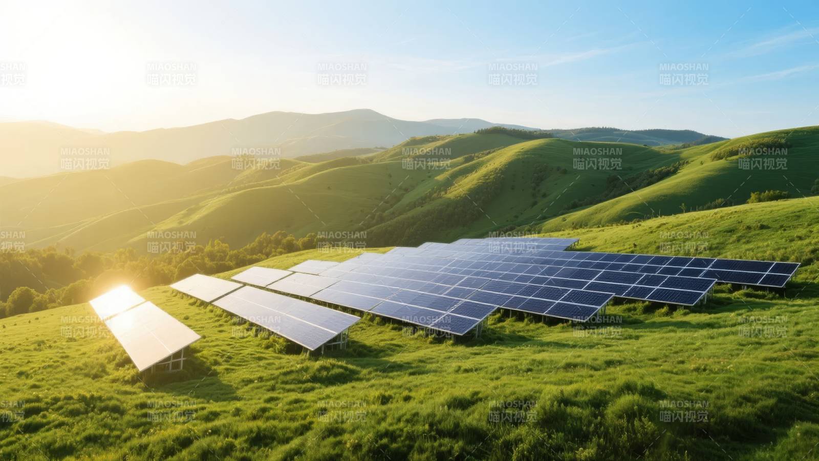 山间光伏电站图片