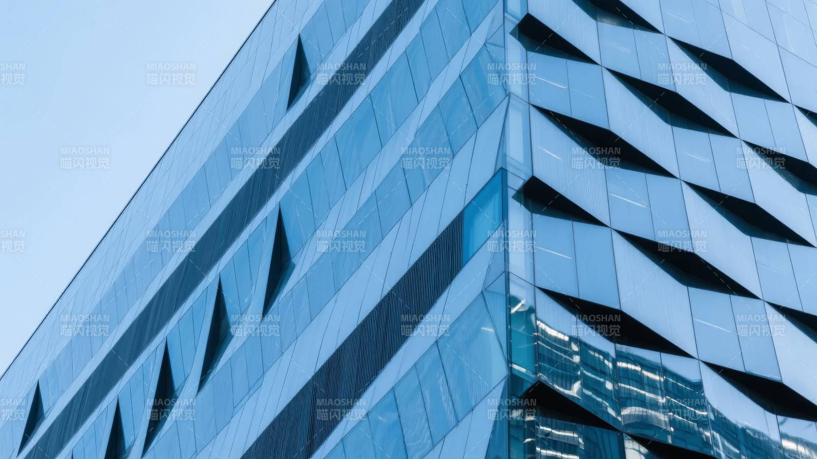 现代建筑玻璃幕墙图片