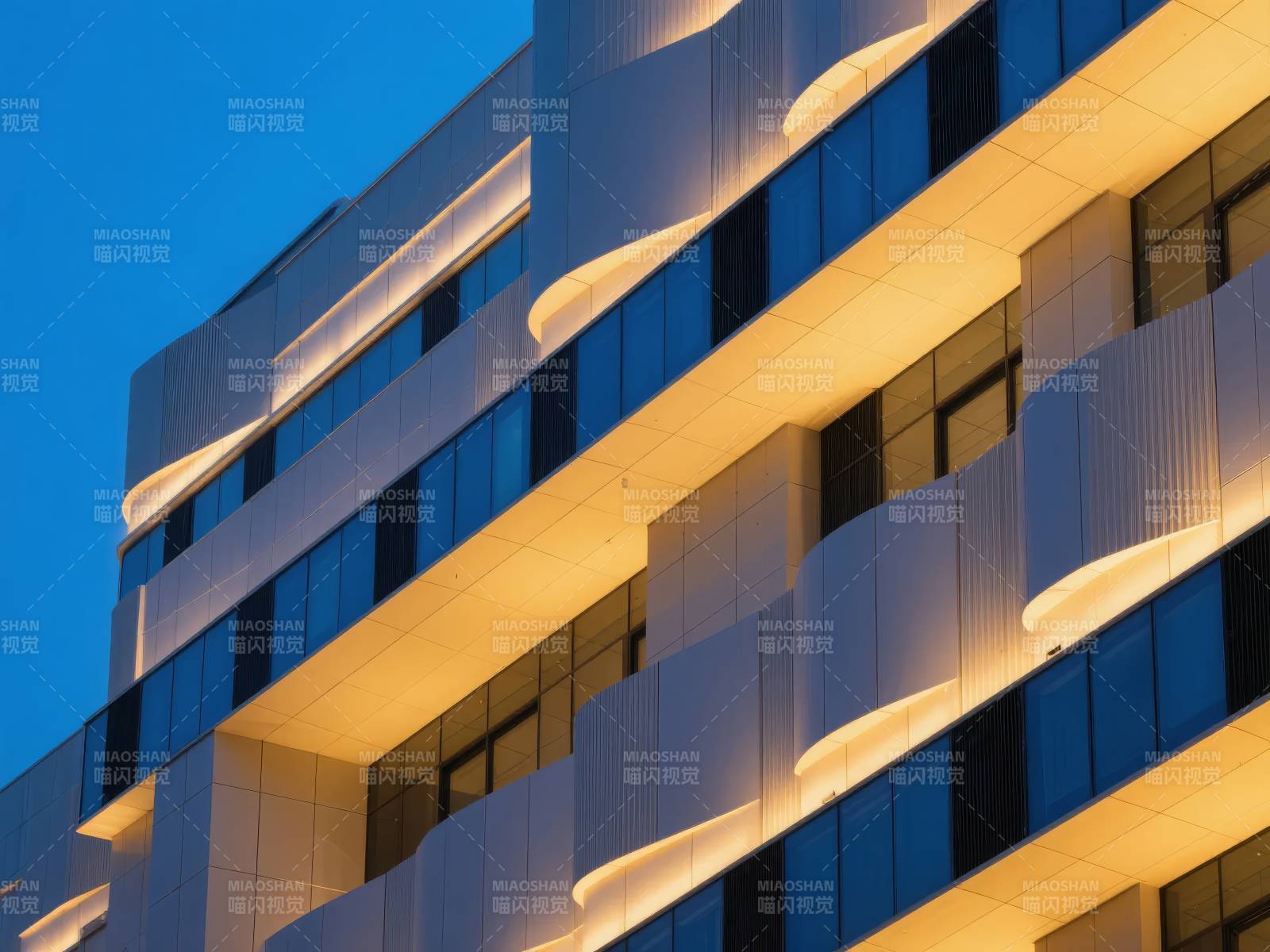 现代建筑夜景照明图片