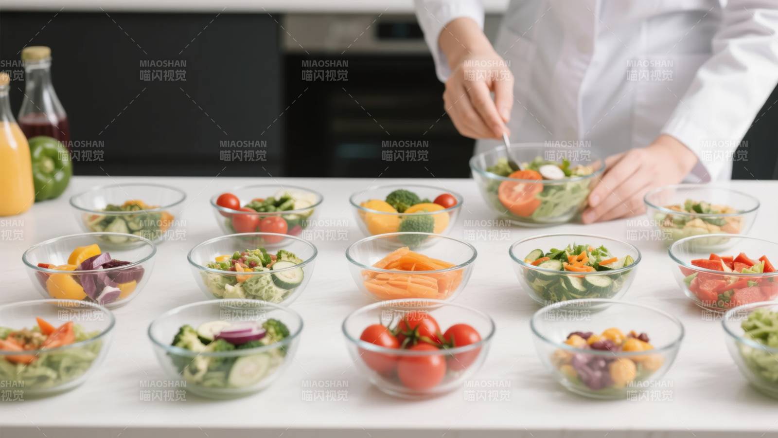 精致沙拉拼盘图片