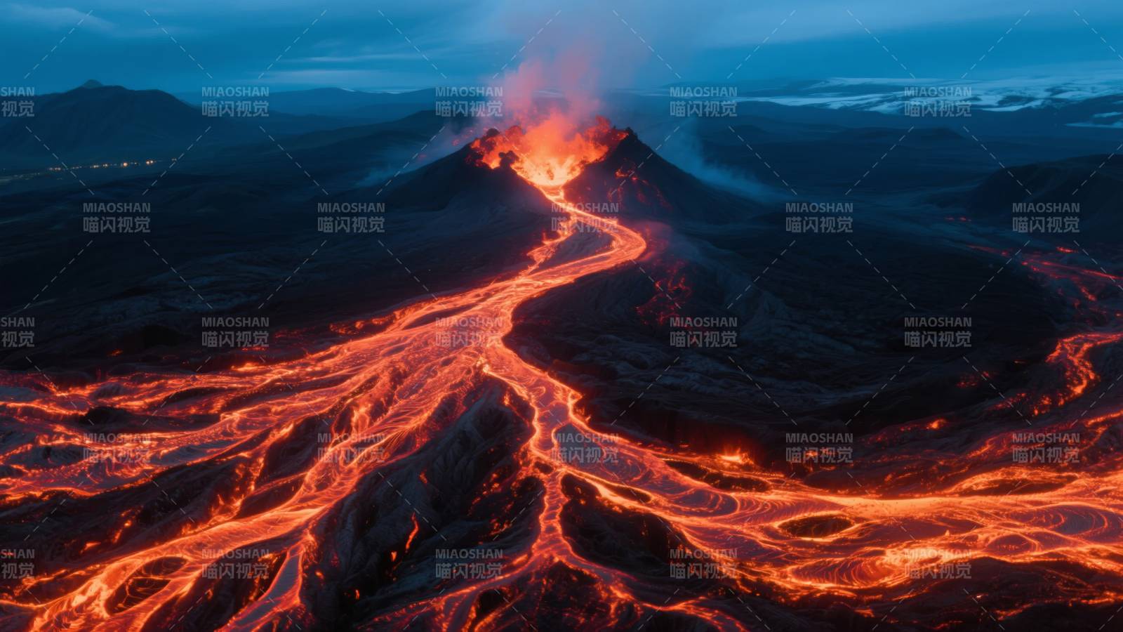 火山喷发熔岩流淌图片