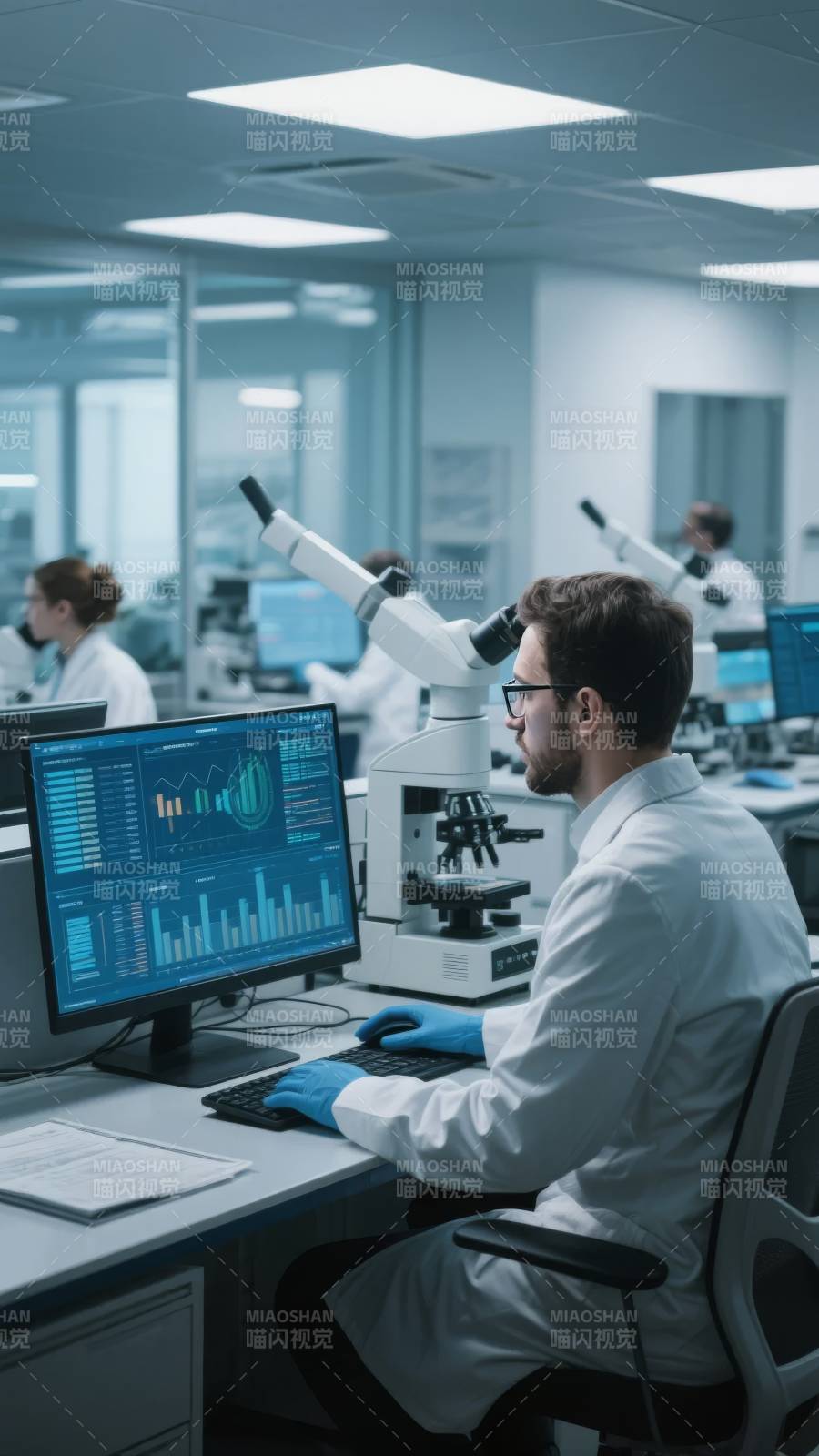 实验室科研工作图片