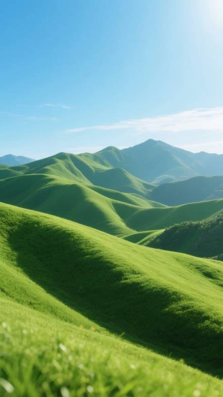 绿野连绵山峦图片