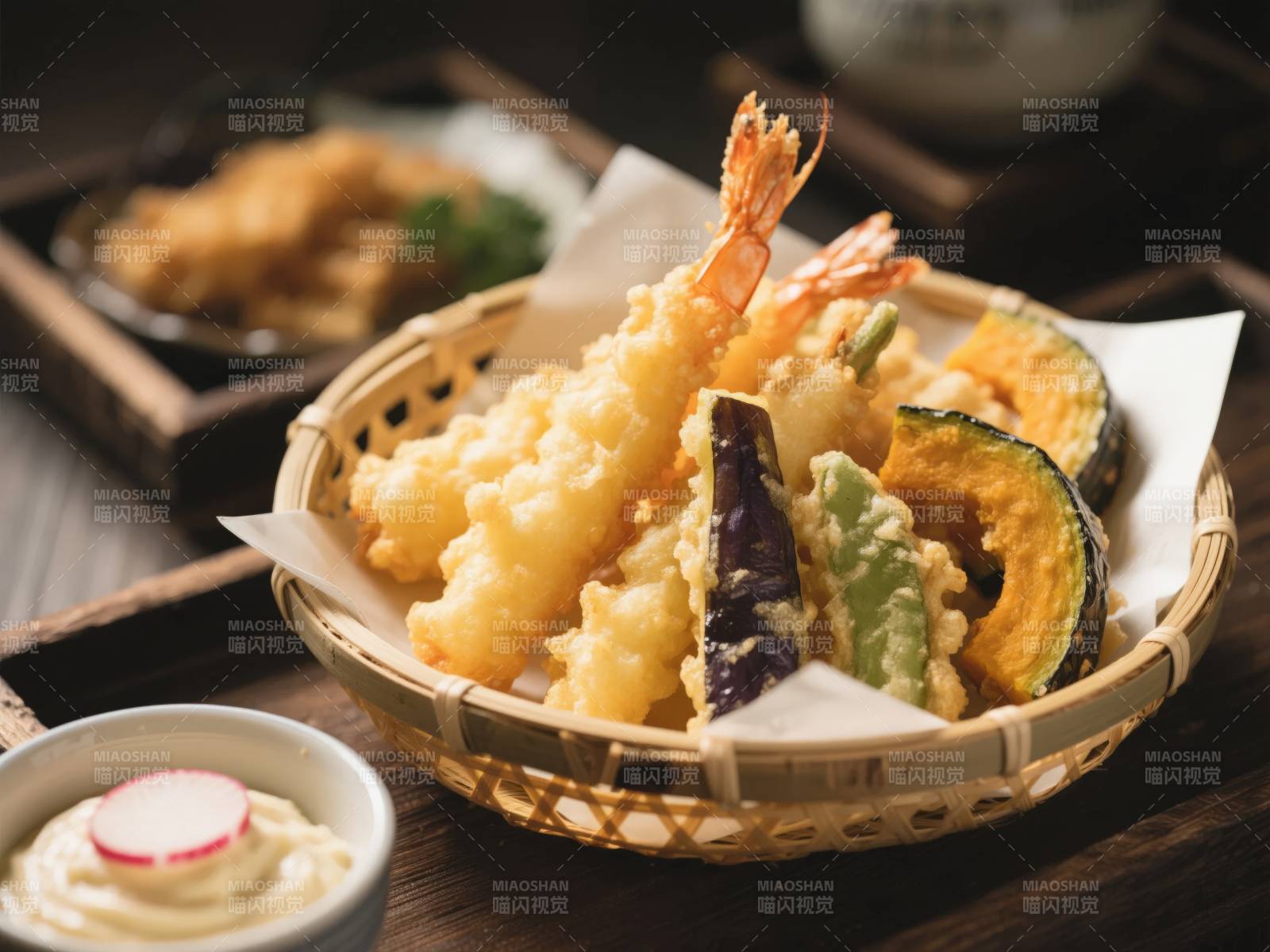 美味天妇罗拼盘图片