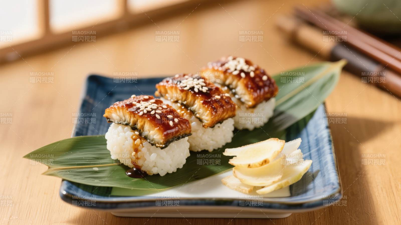 鳗鱼寿司配姜片图片