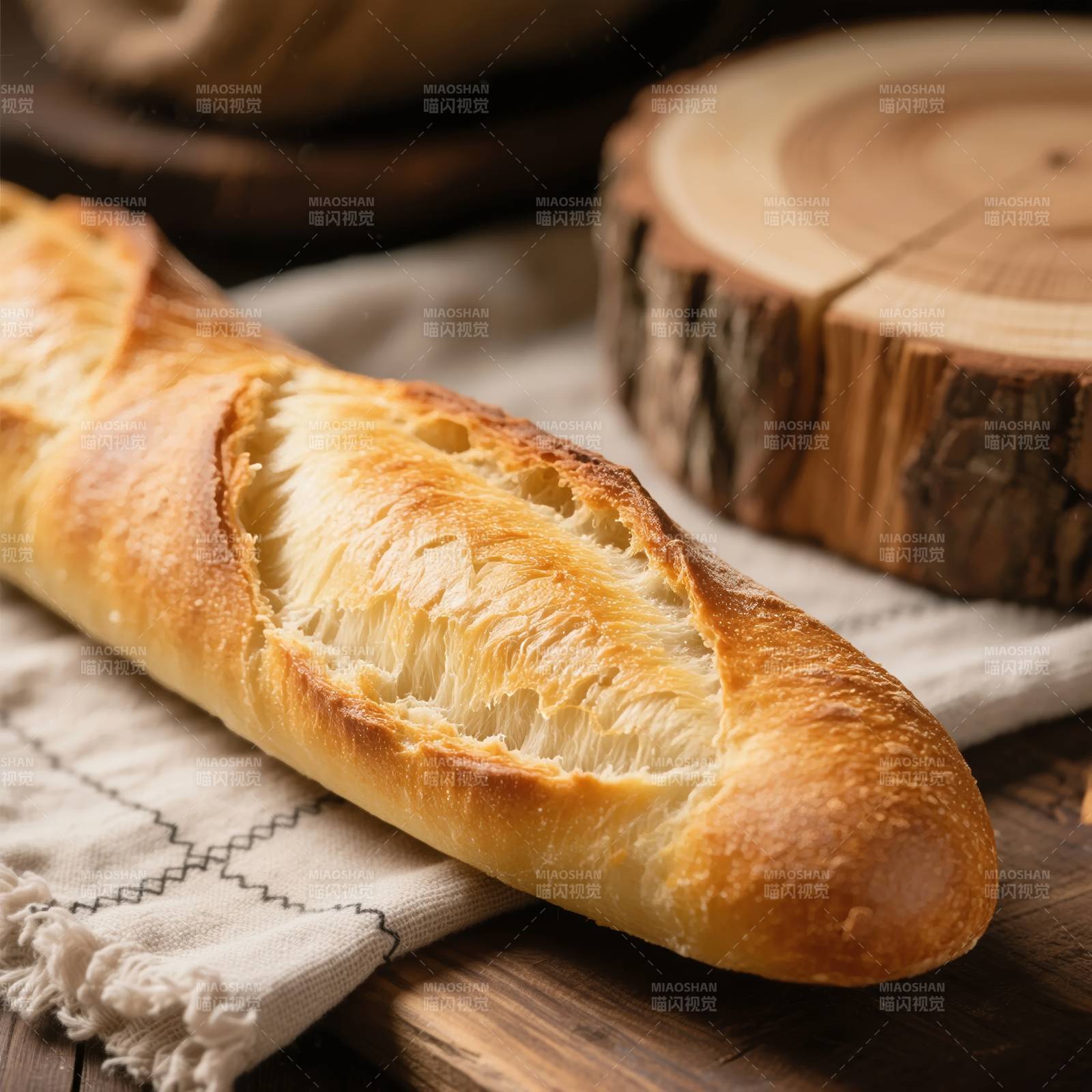 金黄法棍面包图片