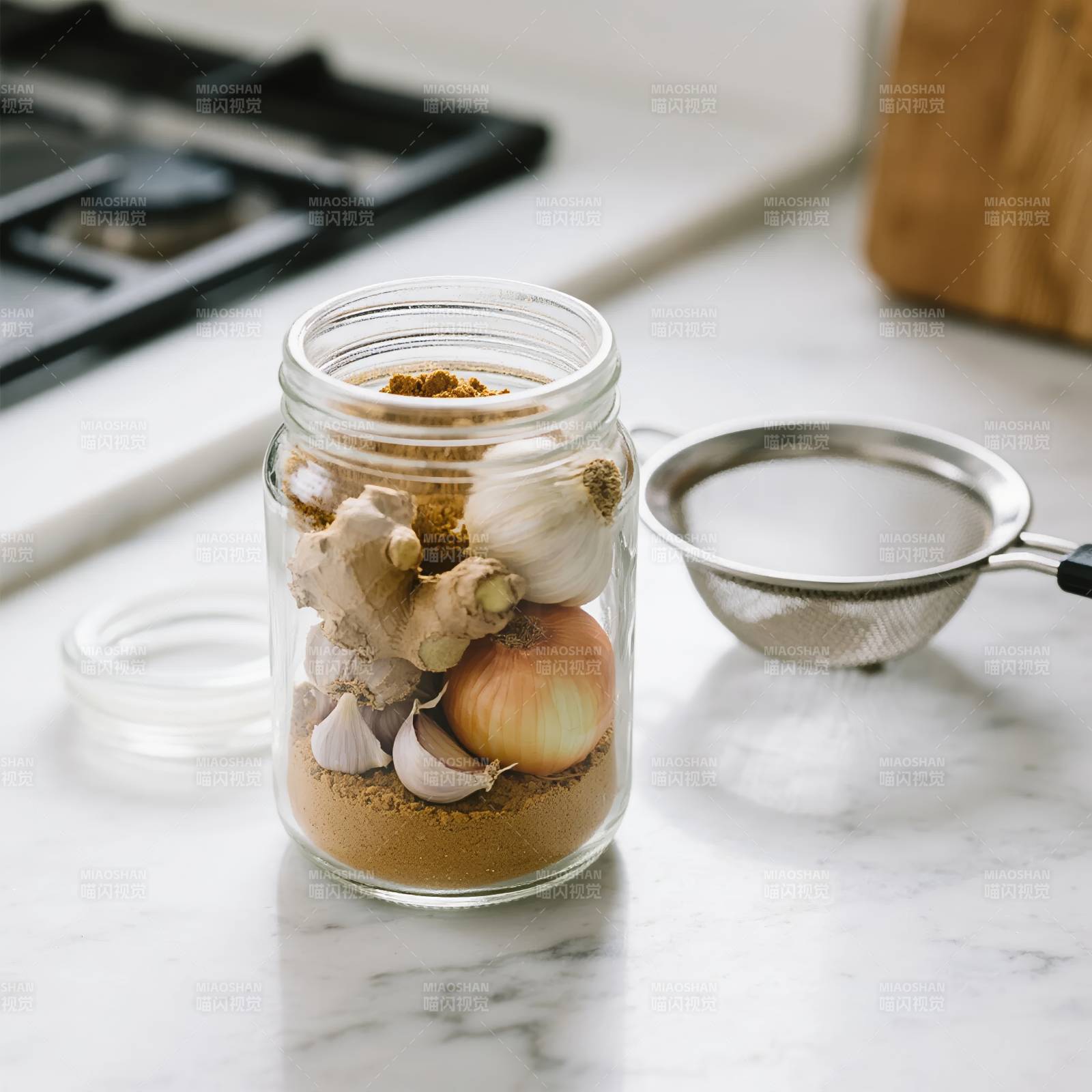香料罐中的食材图片