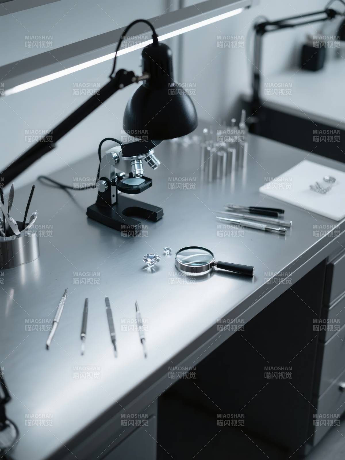 实验室工作台图片