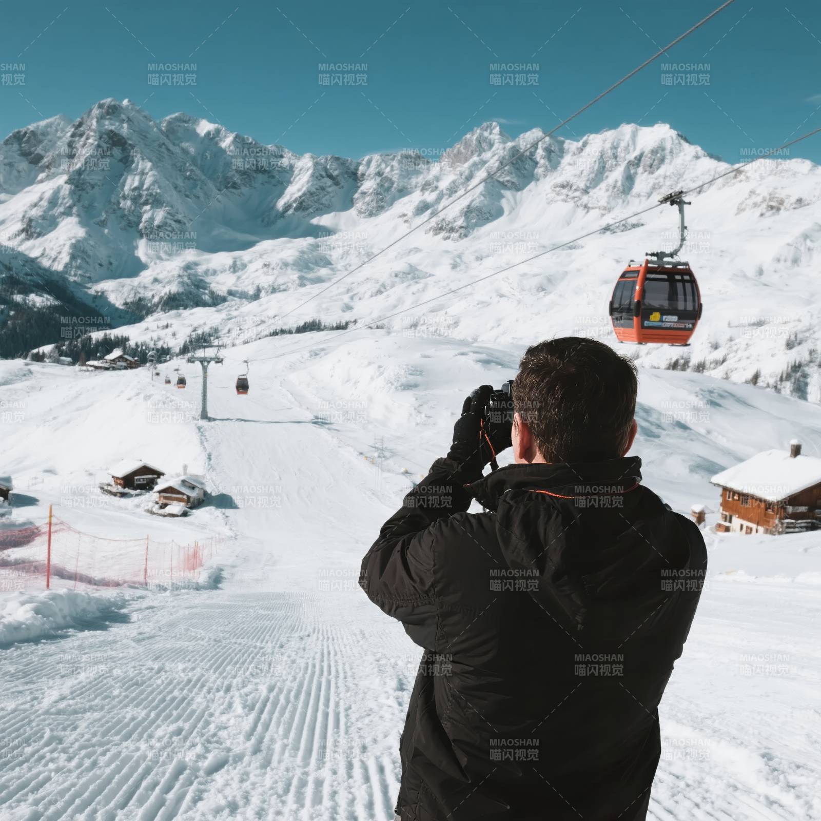 雪山缆车美景图片