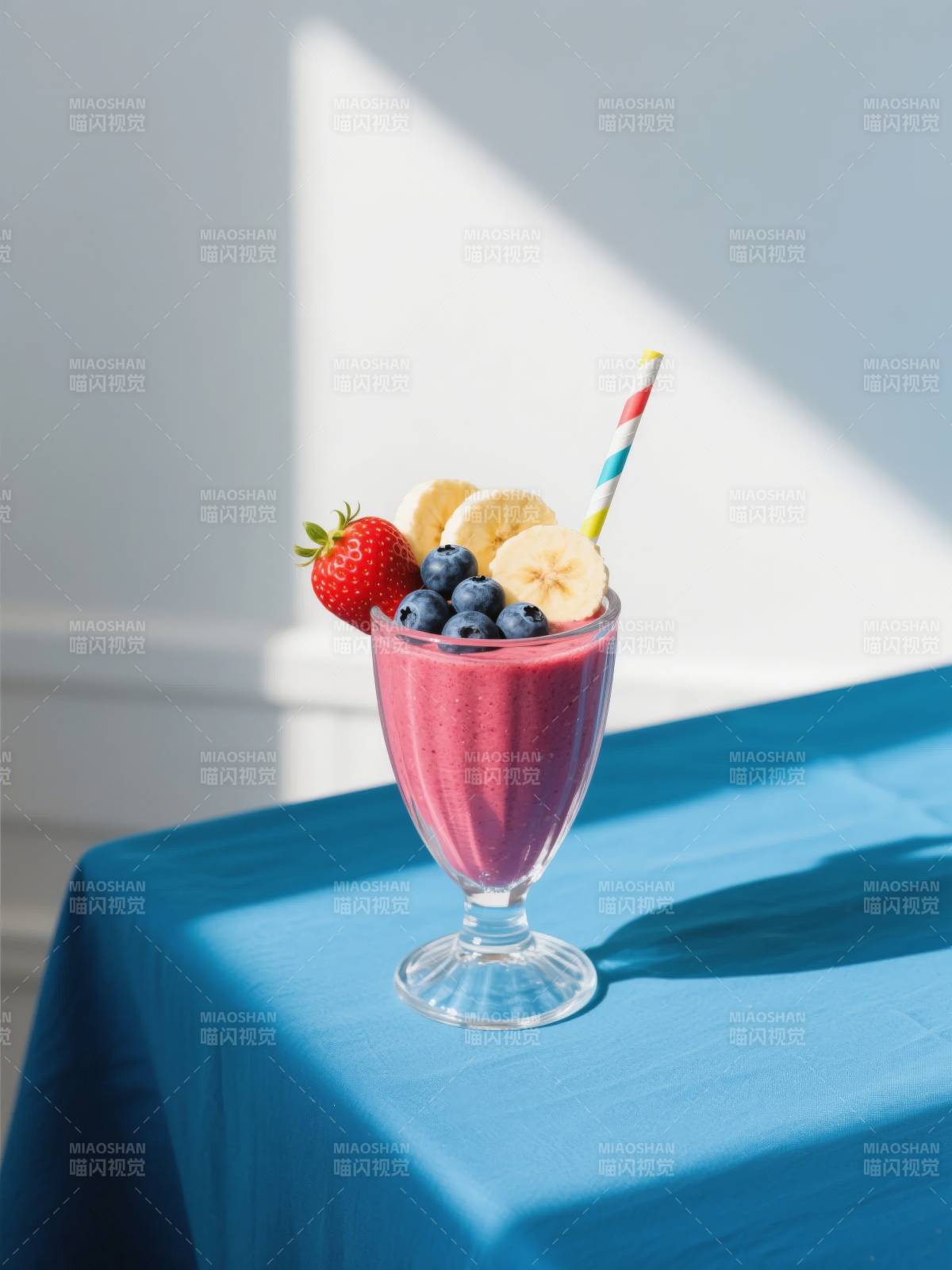 夏日水果冰沙图片