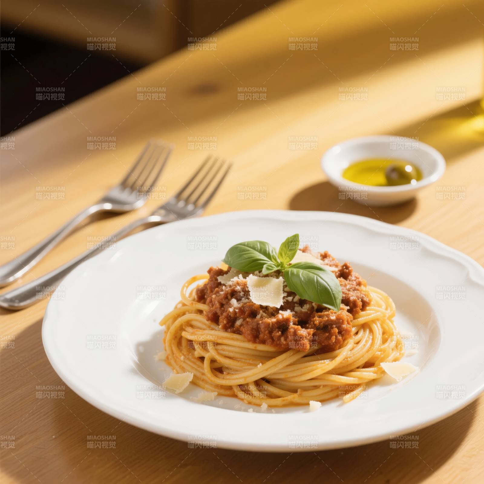 意式肉酱面图片