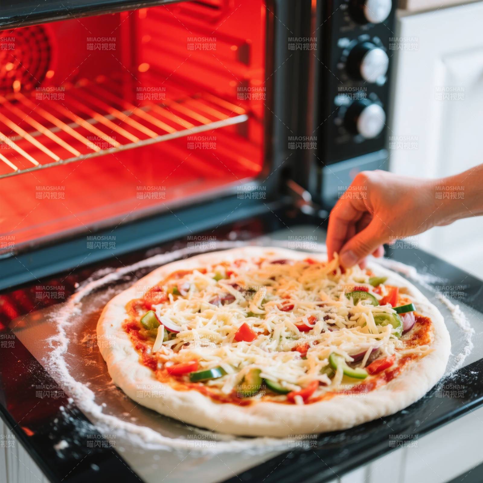 自制披萨入炉图片