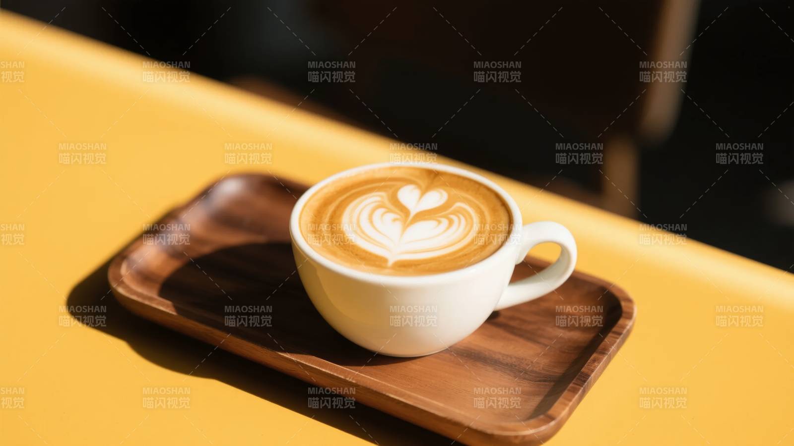 咖啡拉花艺术图片