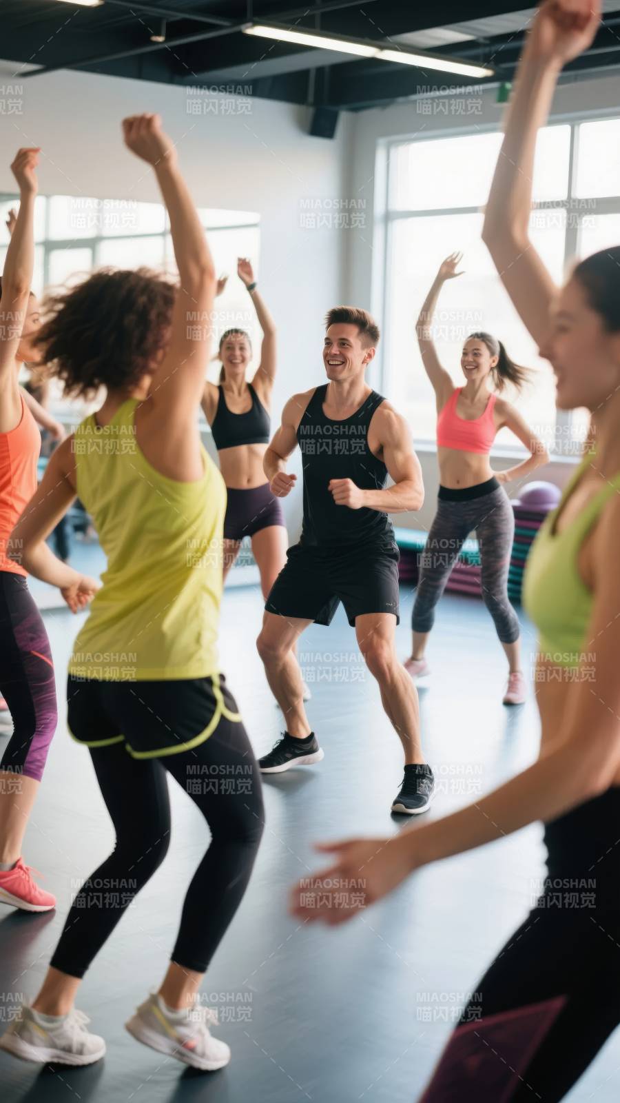 动感健身操课堂图片