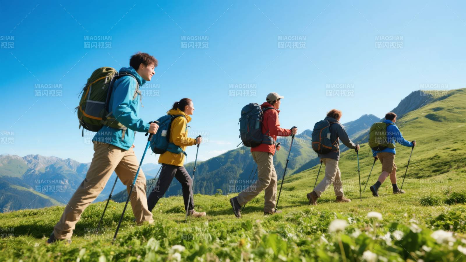 徒步登山 畅享自然图片