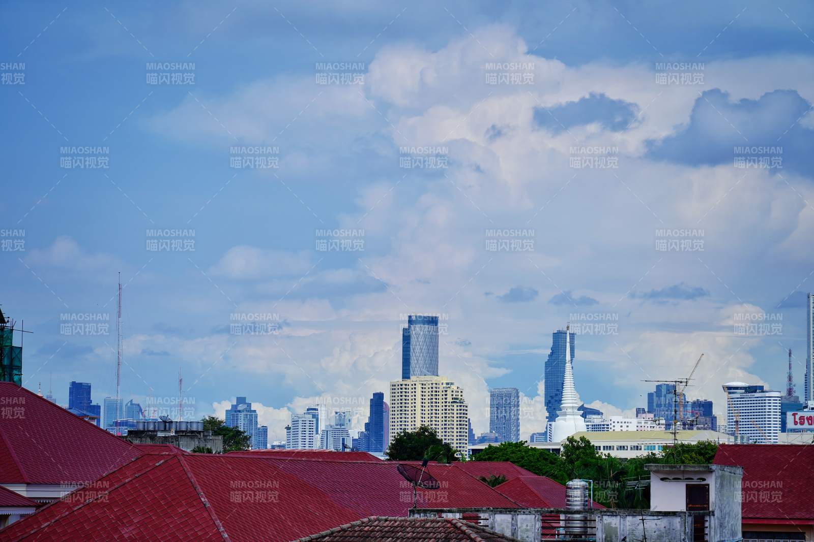 泰国城市天际线远景图片