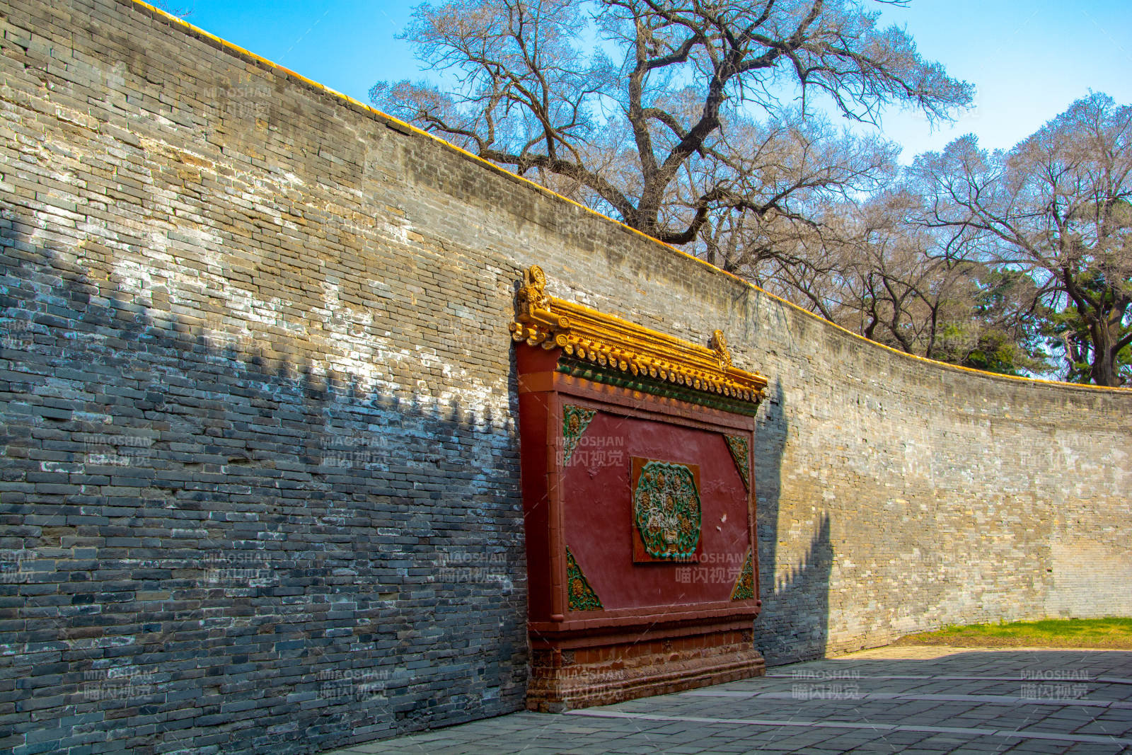 沈阳清福陵古墙红门图片