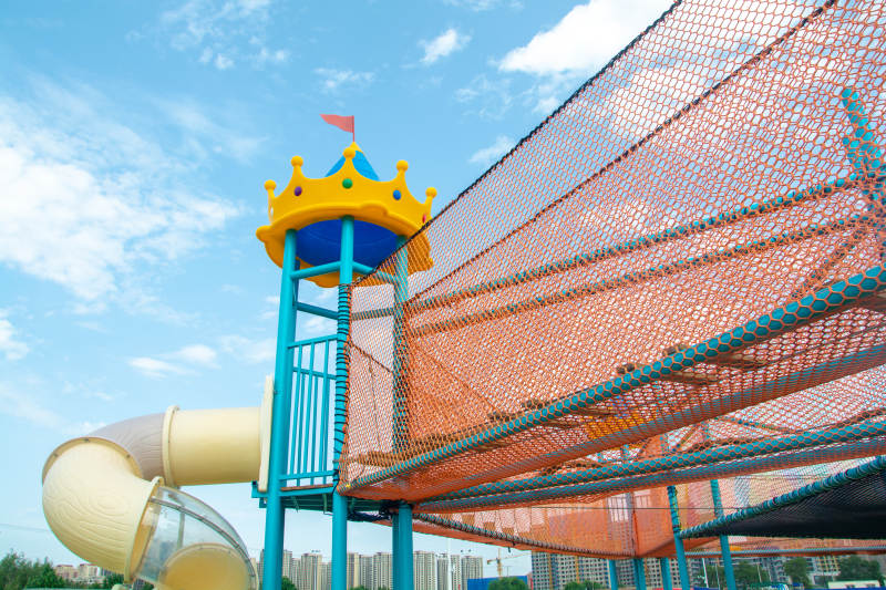 儿童乐园攀爬网图片