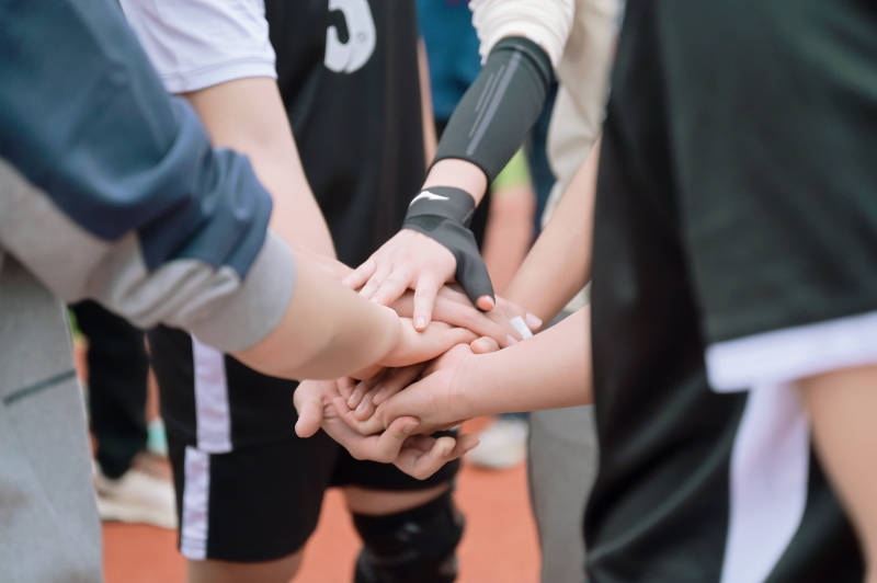 团队携手共进图片